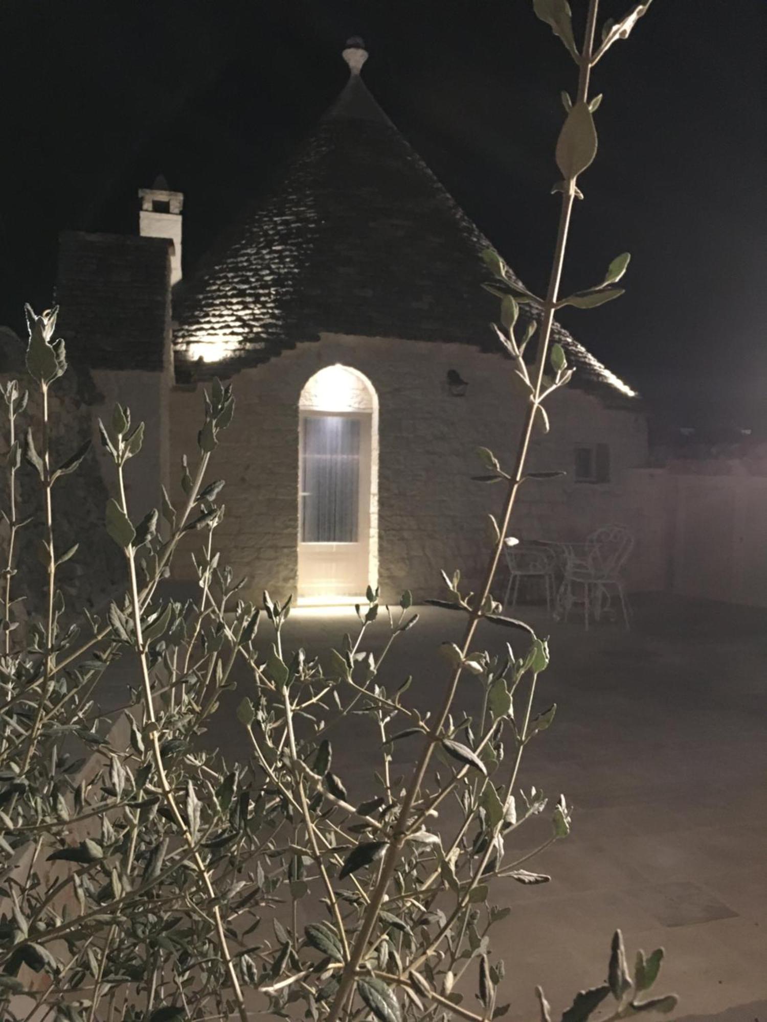 Vila Trulli Le 2 Nicchie Locorotondo Exteriér fotografie